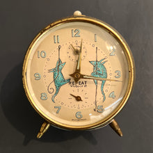 Ladda upp bild till gallerivisning, Väckarklocka grå