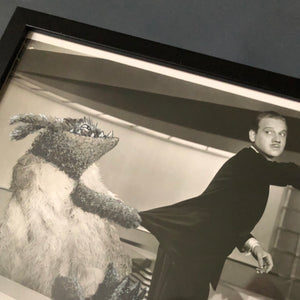 Tavla ”Grab them by the suit”