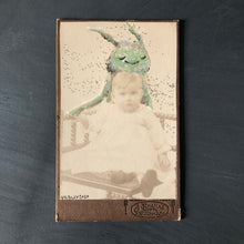 Ladda upp bild till gallerivisning, Kort ”Bebe”