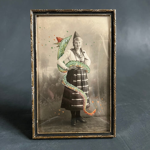 Mini-tavla ”Folkdräkt”