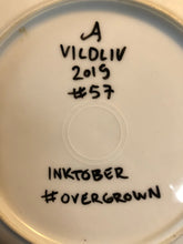 Ladda upp bild till gallerivisning, Tallrik #57 ”overgrown”